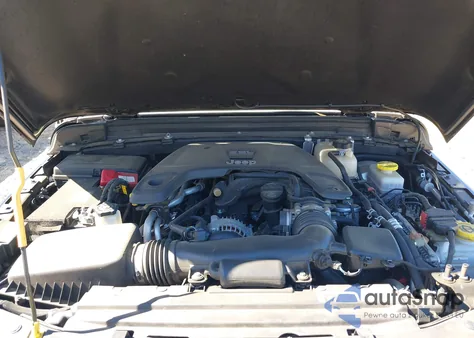 2020 Jeep Wrangler Unlimited Sport 4X4 z USA, uszkodzony, nr VIN 1C4HJXDG3LW202199